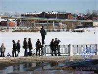 Журналисты на позиции и в полной боевой готовности.