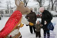 Дай, мышь, на счастье лапу мне!